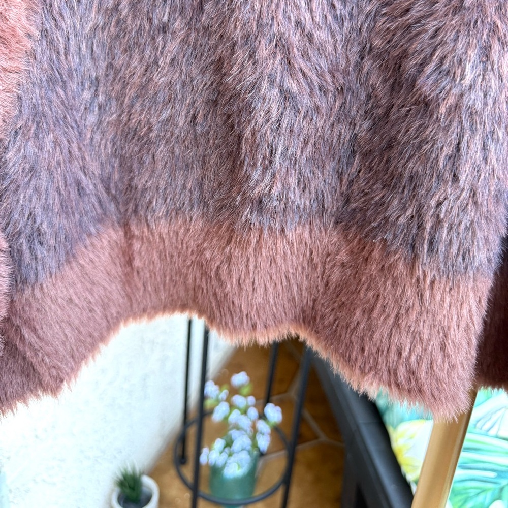 Threaded Leaf Faux Leopard Sweater - Picture 3 of 12